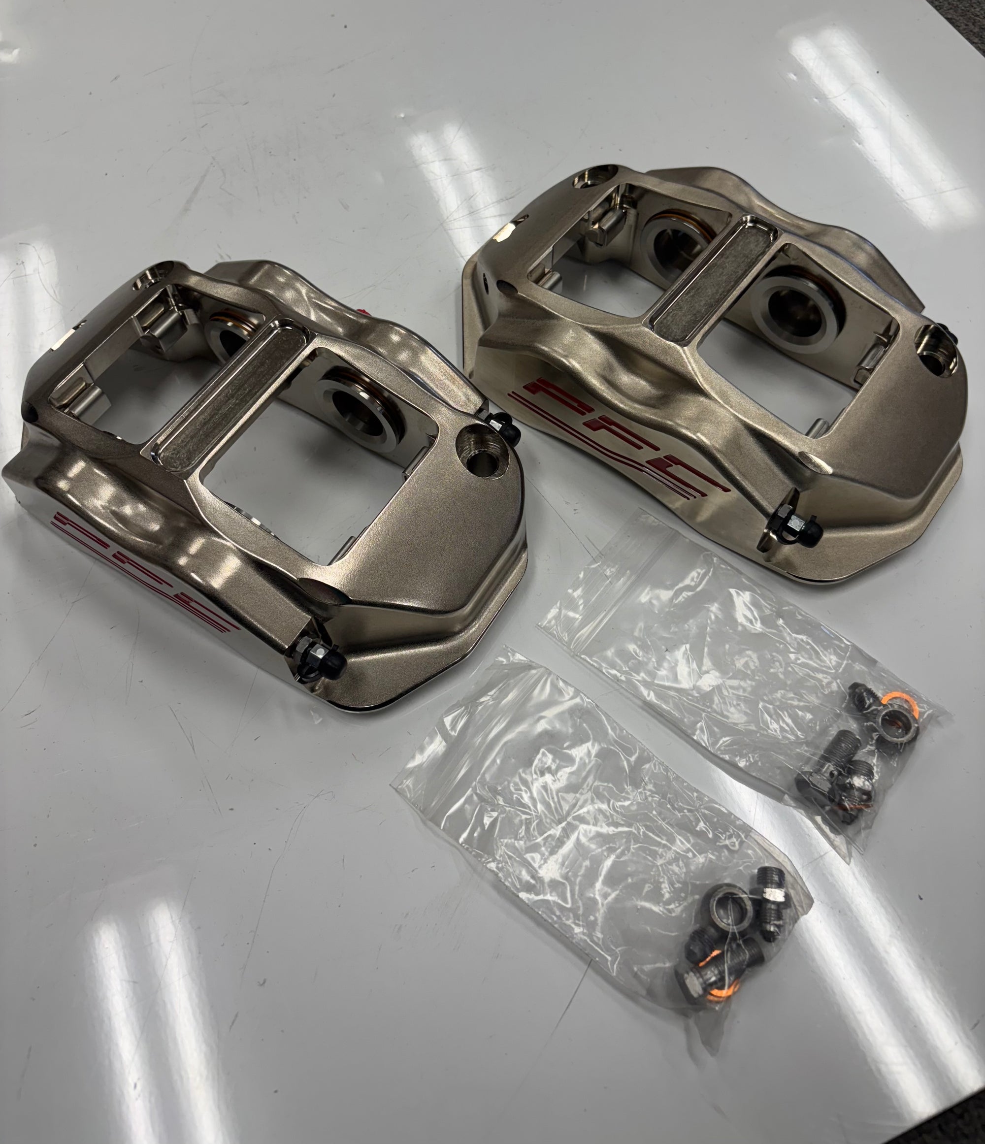 USED (NEW) PFC BRAKES ZR94 RACE CALIPER, LH-LEADING, 4 PISTON